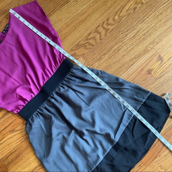 BeBop fit and flare Color block dress size Small - Picture 9 of 9
